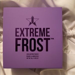 Jeffreestar extreme frost highlighter